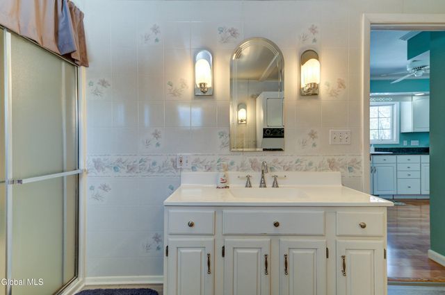 109 Ridgewood Avenue, Broadalbin, NY 12025