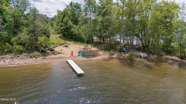 109 Ridgewood Avenue, Broadalbin, NY 12025