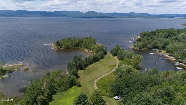 109 Ridgewood Avenue, Broadalbin, NY 12025