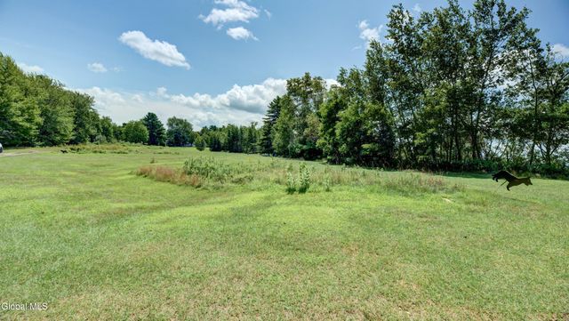 109 Ridgewood Avenue, Broadalbin, NY 12025