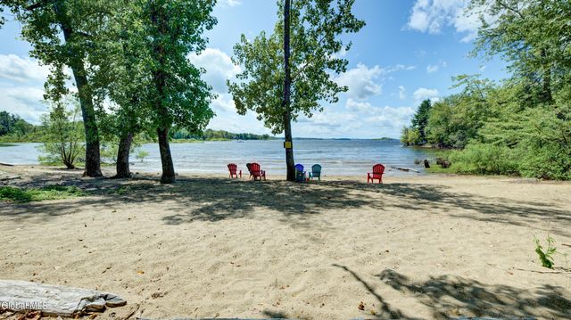 109 Ridgewood Avenue, Broadalbin, NY 12025