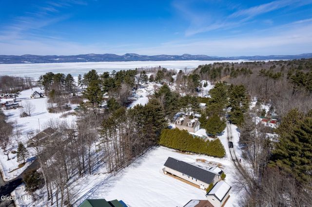 109 Ridgewood Avenue, Broadalbin, NY 12025