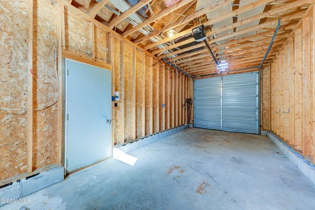 109 Ridgewood Avenue, Broadalbin, NY 12025