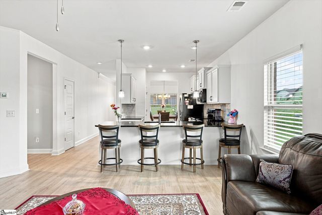 1037 Spruce Grove Road, Duncan, SC 29334