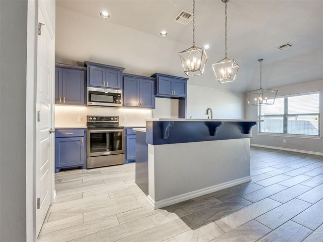 1177 McConnell Drive, Yukon, OK 73099