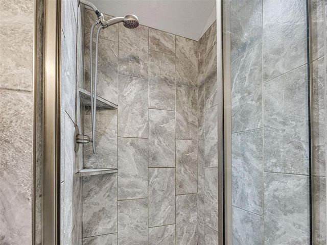 1177 McConnell Drive, Yukon, OK 73099