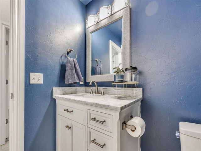 1177 McConnell Drive, Yukon, OK 73099