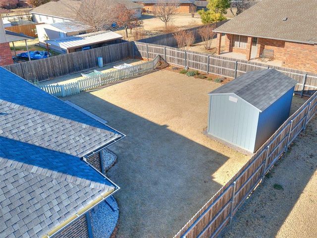 1177 McConnell Drive, Yukon, OK 73099