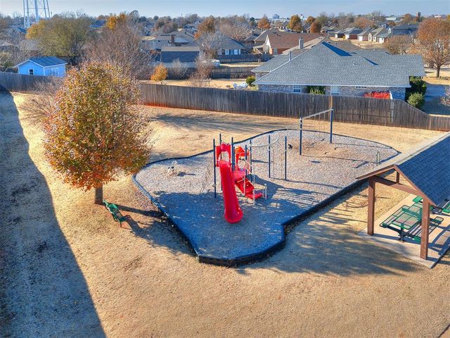 1177 McConnell Drive, Yukon, OK 73099