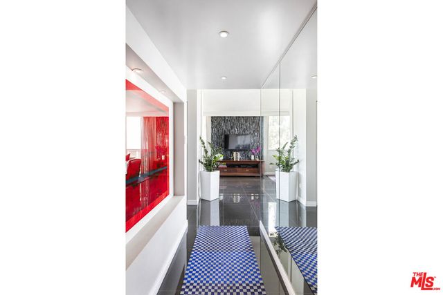 4455 Los Feliz Boulevard 907, Los Angeles, CA 90027