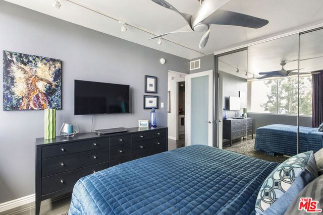 4455 Los Feliz Boulevard 907, Los Angeles, CA 90027