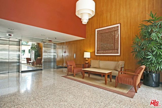 4455 Los Feliz Boulevard 907, Los Angeles, CA 90027