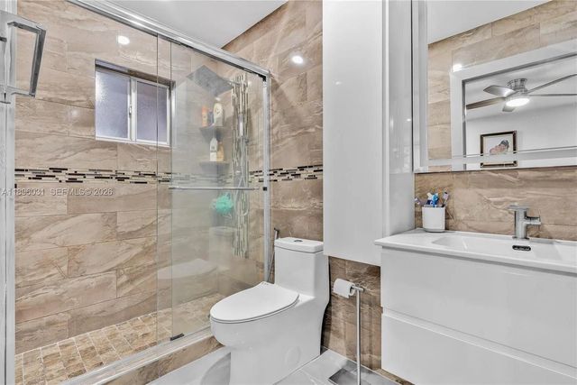 3118 W 71st Place, Hialeah, FL 33018