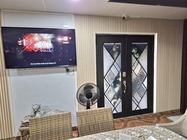 3118 W 71st Place, Hialeah, FL 33018