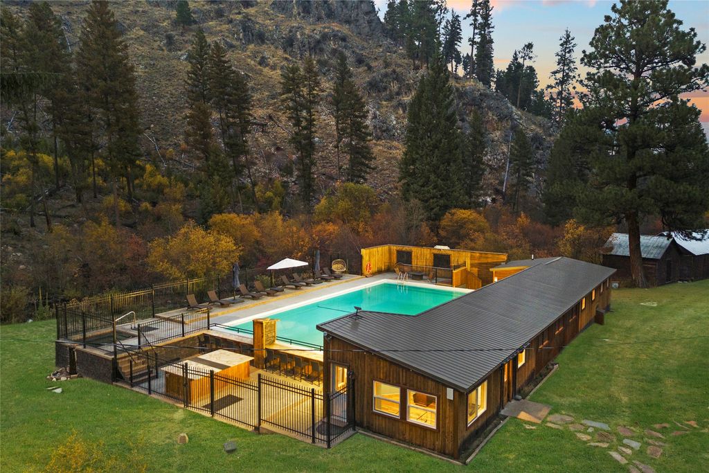 260 Medicine Springs Road, Conner, MT 59827 photo 2