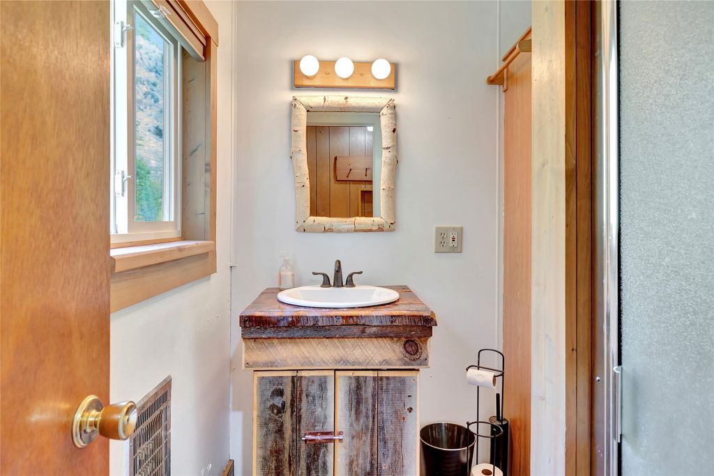 260 Medicine Springs Road, Conner, MT 59827 photo 44