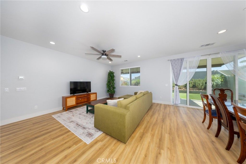 34204 Chenille, Murrieta, CA 92563 — photo 5