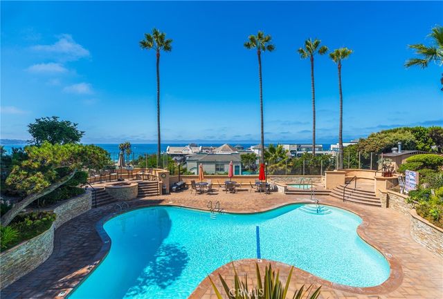 630 The Village 107, Redondo Beach, CA 90277