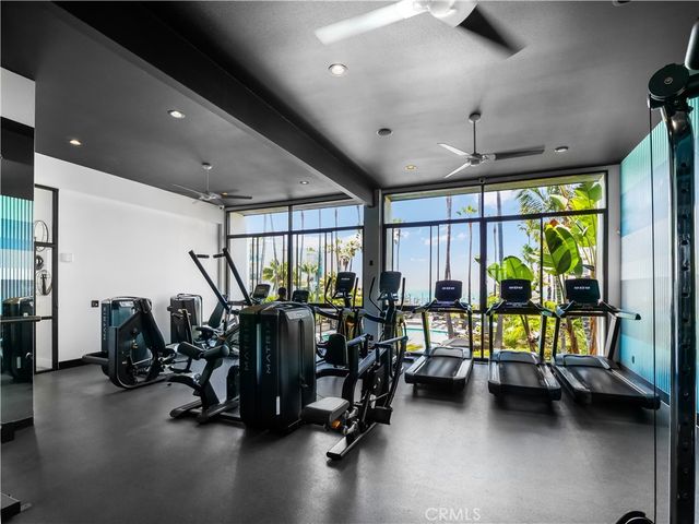 630 The Village 107, Redondo Beach, CA 90277