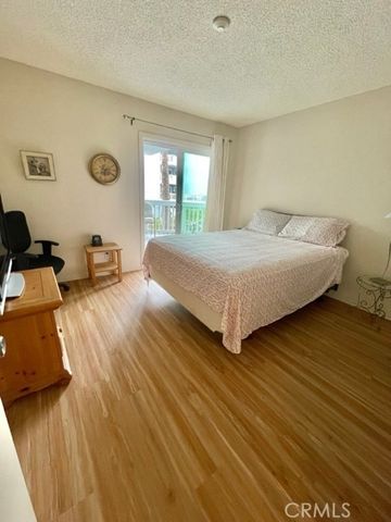 630 The Village 107, Redondo Beach, CA 90277