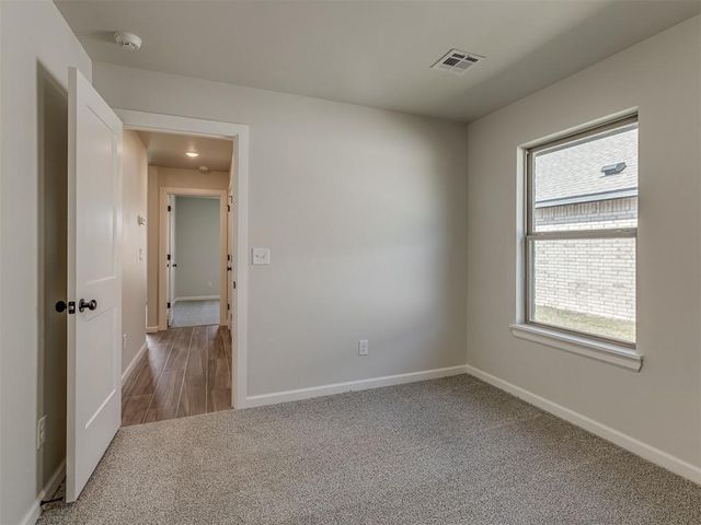 621 Trails End Drive, Shawnee, OK 74804