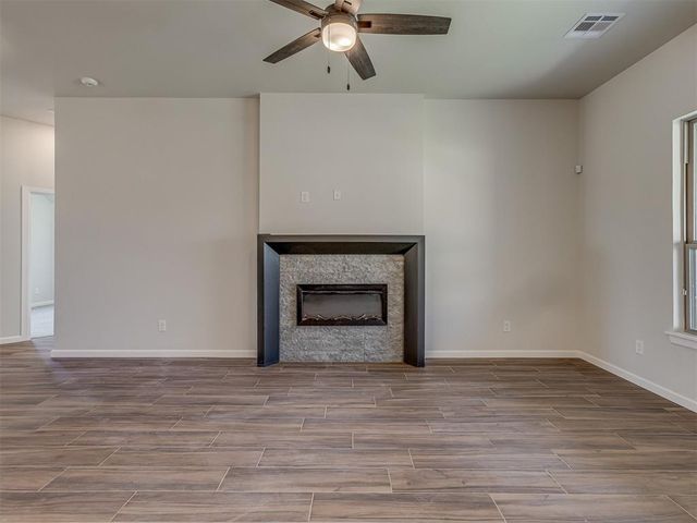621 Trails End Drive, Shawnee, OK 74804