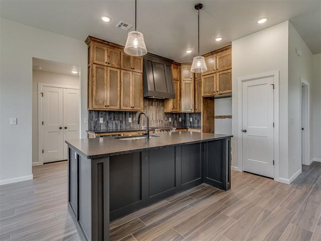 621 Trails End Drive, Shawnee, OK 74804