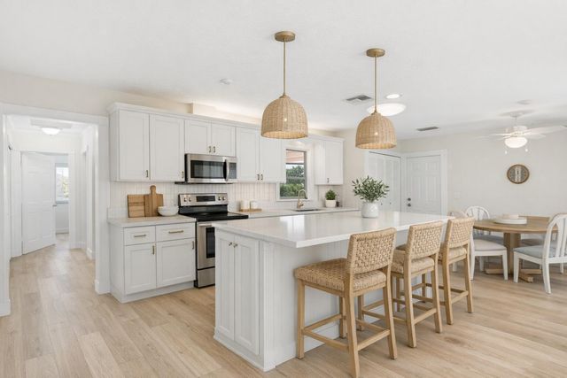 5151 SE Burning Tree Circle, Stuart, FL 34997