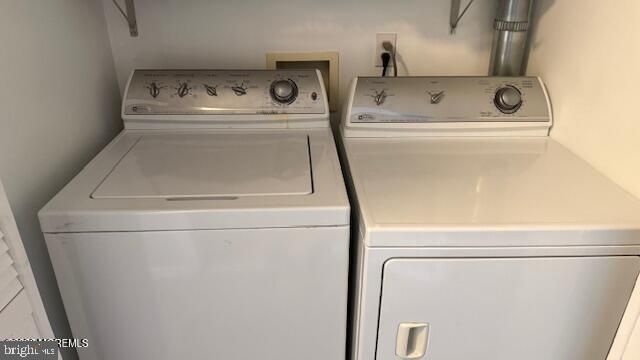 39 OAKLAND BAY CT, Tuckerton, NJ 08087