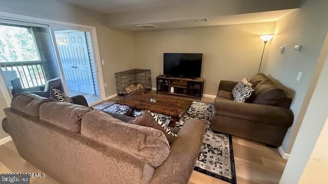 39 OAKLAND BAY CT, Tuckerton, NJ 08087