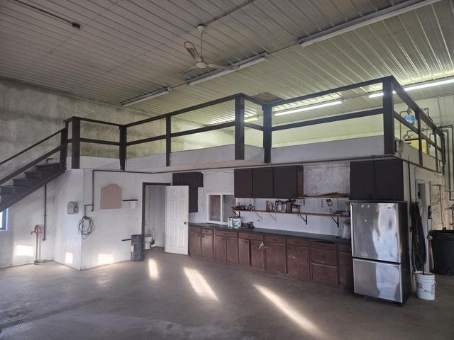 4932 CTY HWY H, Kewaskum, WI 53040