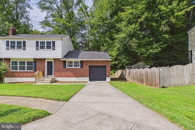 545 E HANNA DR, Newark, DE 19702