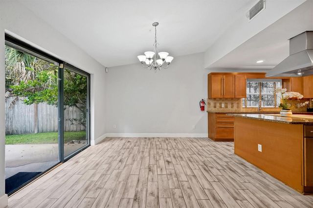 8405 WAIALAE COURT, Orlando, FL 32819