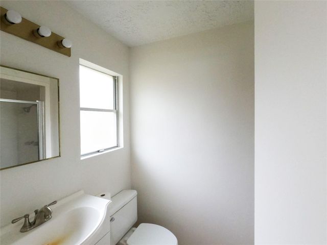 5231 Beechnut Street, Houston, TX 77096