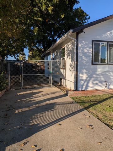 4557 14th Ave, Sacramento, CA 95820