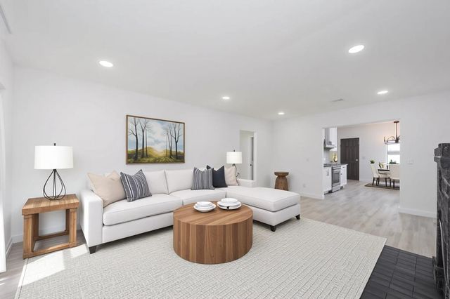 4557 14th Ave, Sacramento, CA 95820