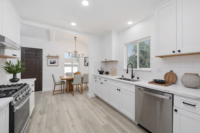 4557 14th Ave, Sacramento, CA 95820