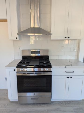 4557 14th Ave, Sacramento, CA 95820