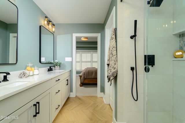 37 Newton Avenue, Saratoga Springs, NY 12866