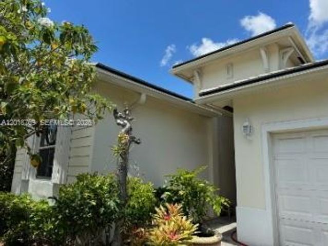 3457 NE 2nd St, Homestead, FL 33033