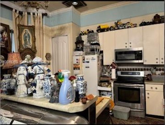 3457 NE 2nd St, Homestead, FL 33033