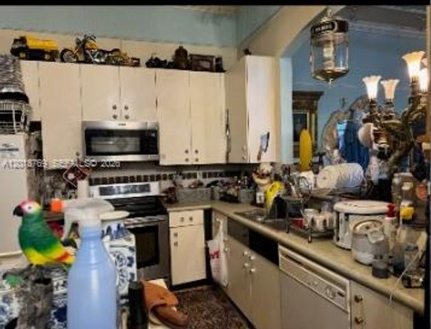 3457 NE 2nd St, Homestead, FL 33033