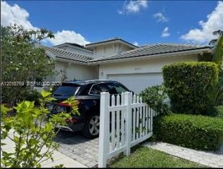 3457 NE 2nd St, Homestead, FL 33033