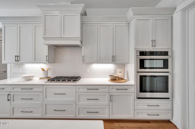 1202 Whippoorwill Lane, Chapel Hill, NC 27517