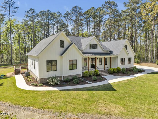 1202 Whippoorwill Lane, Chapel Hill, NC 27517