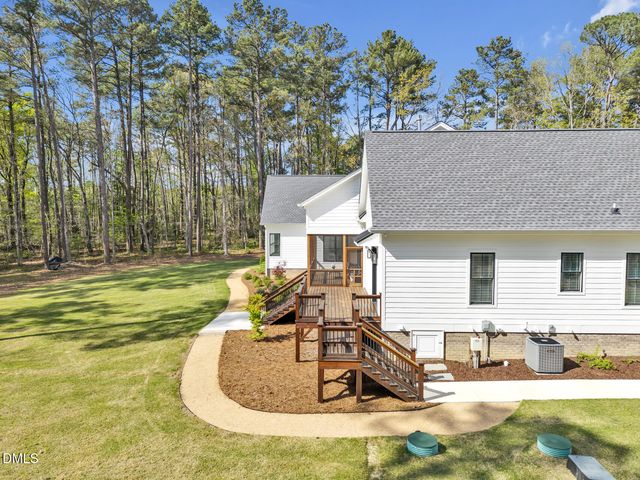 1202 Whippoorwill Lane, Chapel Hill, NC 27517