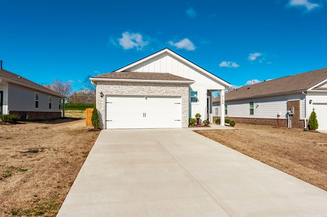 7146 Lang Ave, White House, TN 37188
