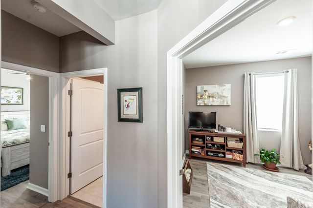 7146 Lang Ave, White House, TN 37188