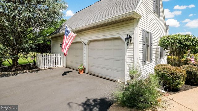 4717 ESSEX DR, Doylestown, PA 18902