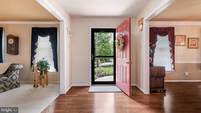 4717 ESSEX DR, Doylestown, PA 18902